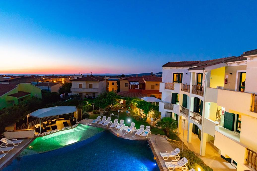 Ariadimari Hotel